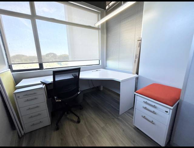 149M² OFFICE FOR SALE IN SOMERSET PARK